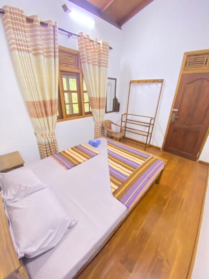 Happy Feet Diyaluma Koslanda Exterior foto